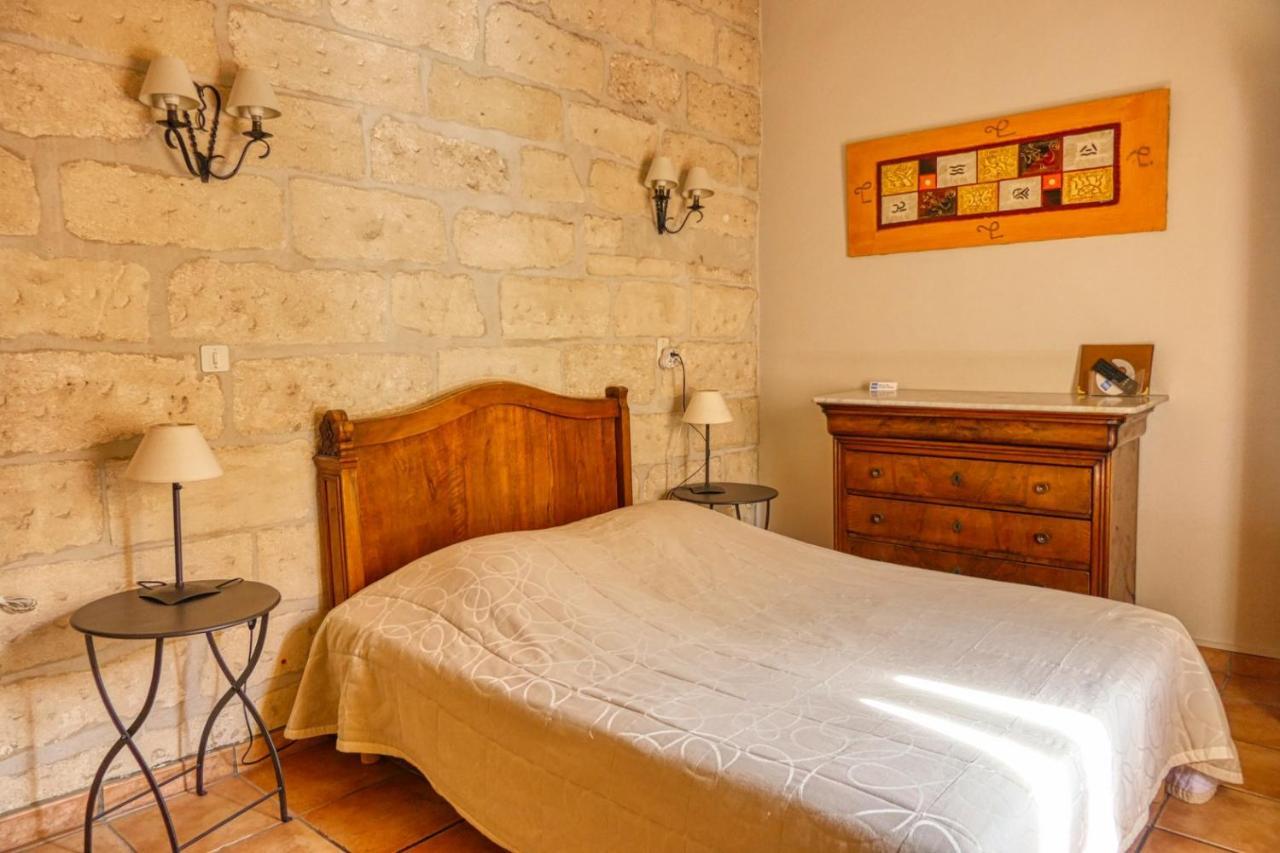Au Saint Roch - Hotel Et Jardin Avignon Luaran gambar