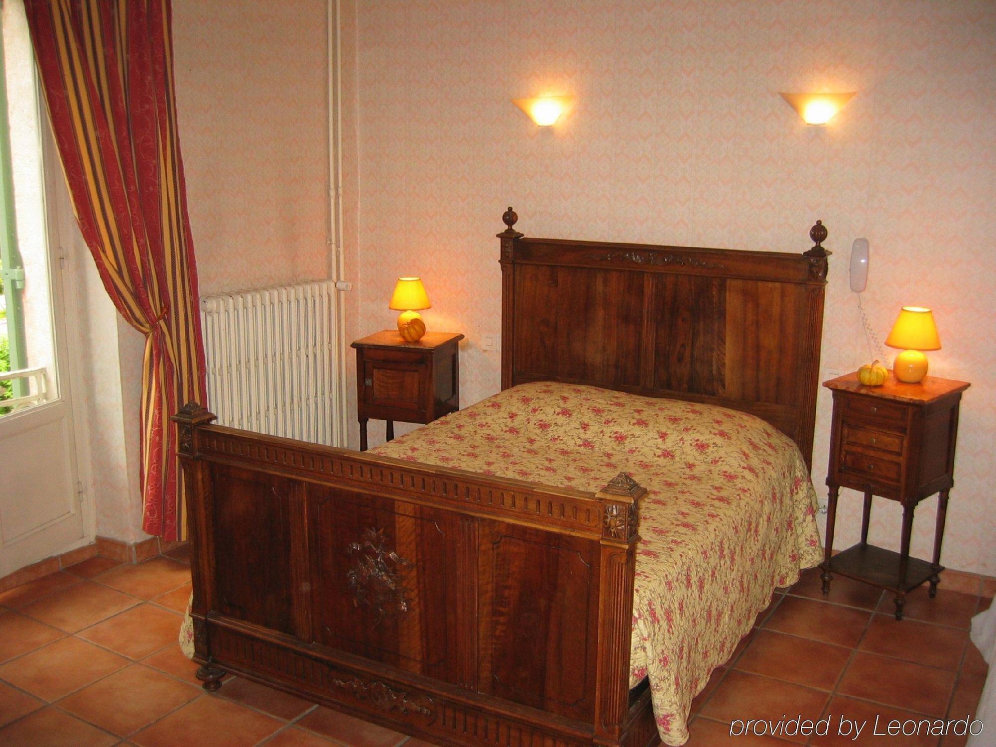 Au Saint Roch - Hotel Et Jardin Avignon Luaran gambar