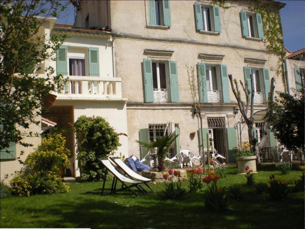 Au Saint Roch - Hotel Et Jardin Avignon Luaran gambar