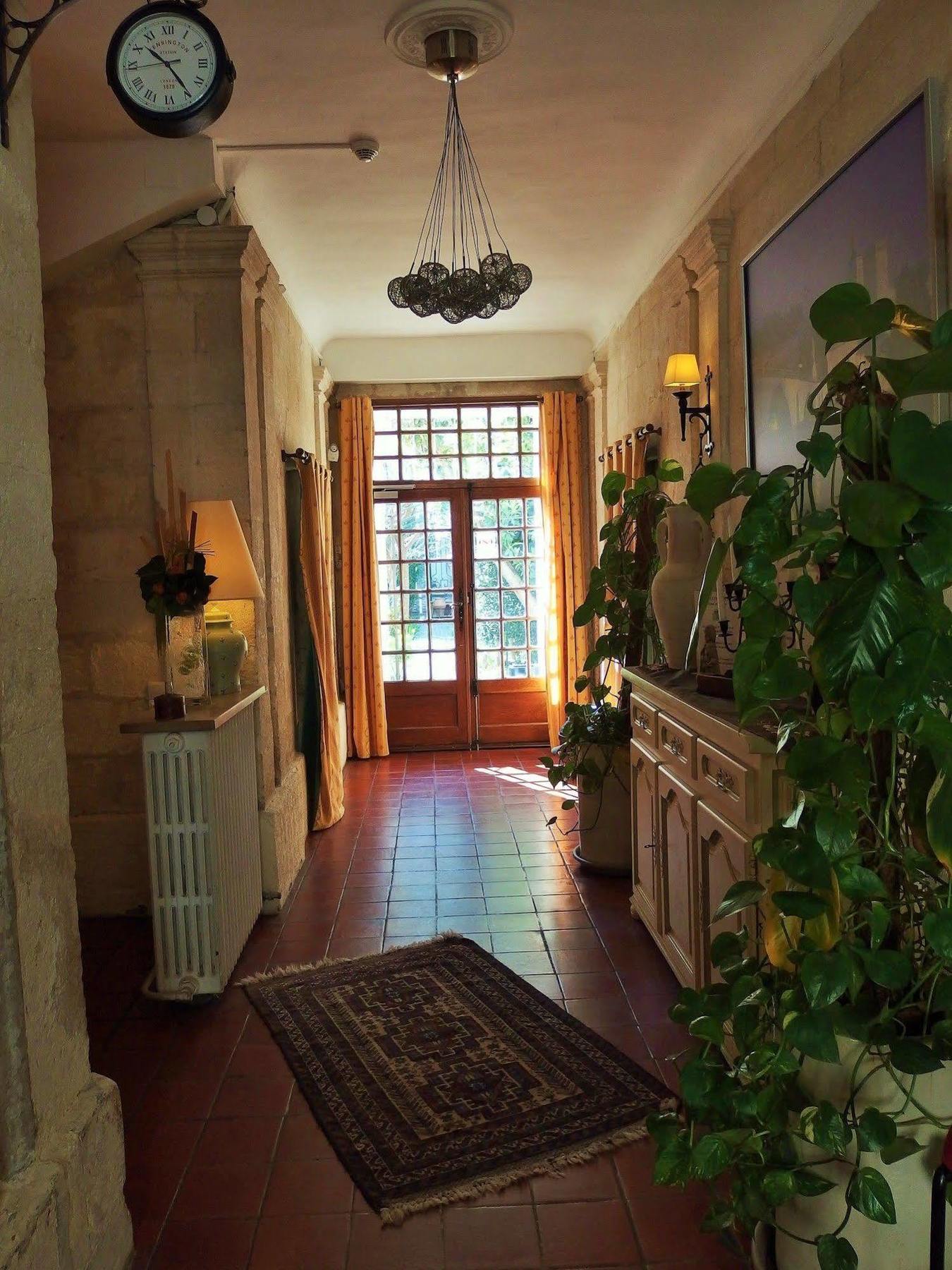 Au Saint Roch - Hotel Et Jardin Avignon Luaran gambar